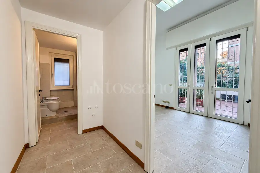 Ufficio in affitto di 90 mq a €1.700 (rif. 63/2026)