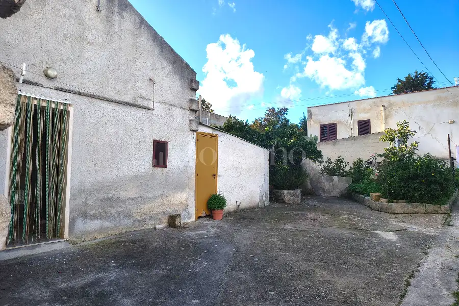 Casa Indipendente in vendita di 80 mq a €42.000 (rif. 67/2025)