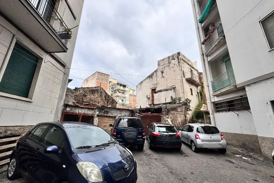 Box in vendita di 8 mq a €10.000 (rif. 147/2024)