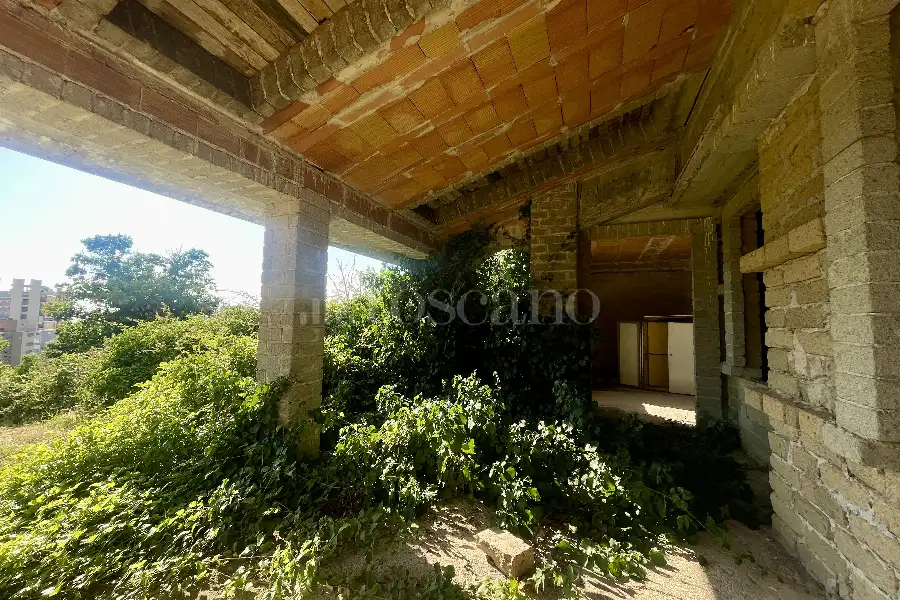 Casa Indipendente in vendita di 250 mq a €190.000 (rif. 31/2026)