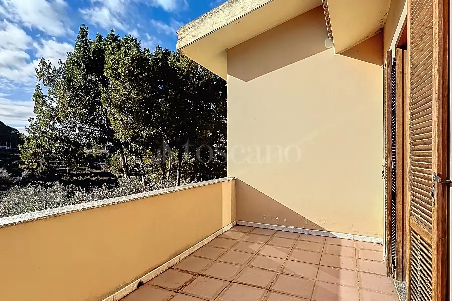 Villa in vendita di 600 mq a €590.000 (rif. 215/2025)