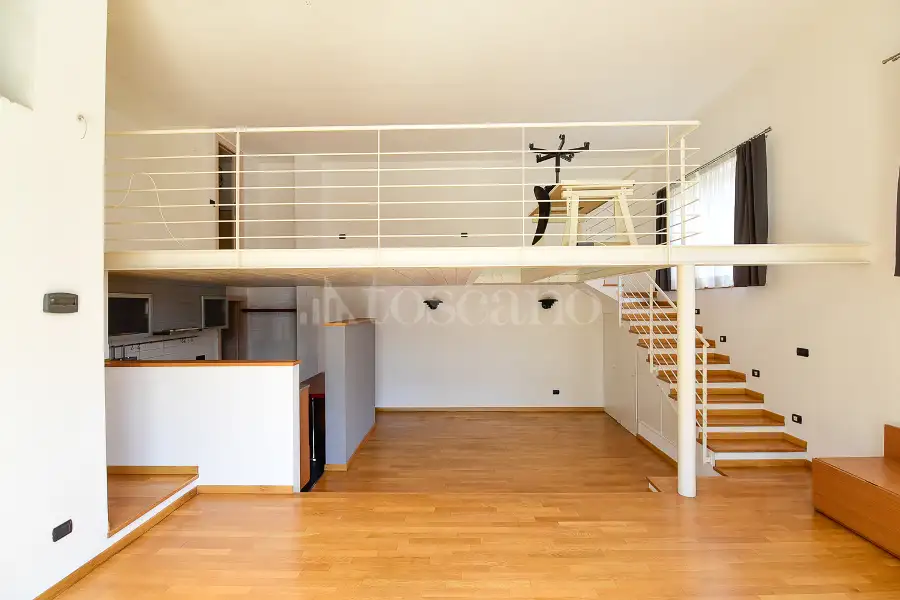 Loft in vendita di 130 mq a €250.000 (rif. 64/2025)