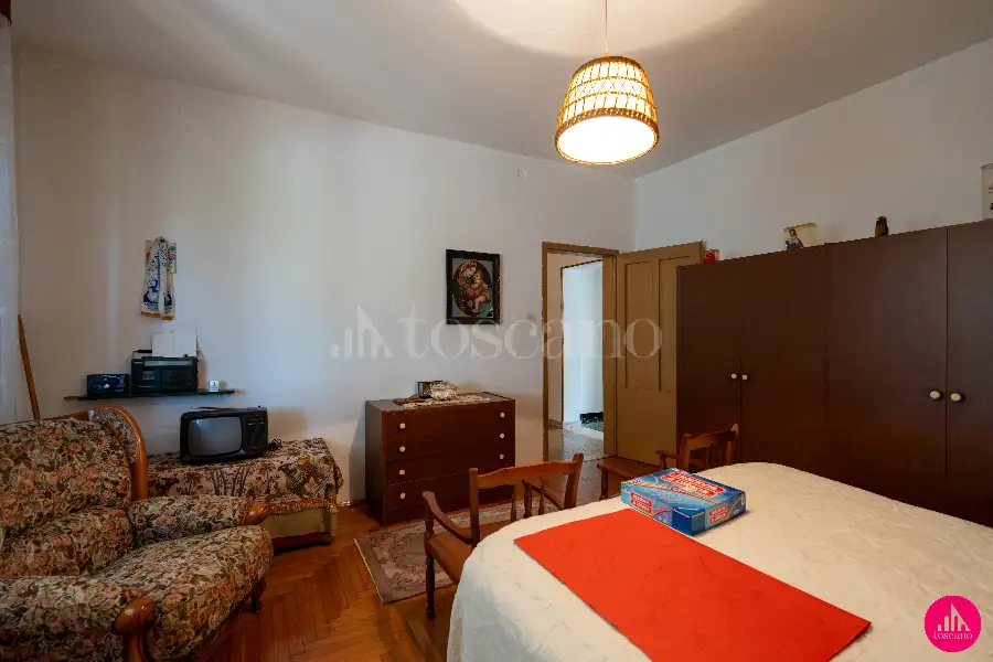 Casa Indipendente in vendita di 254 mq a €250.000 (rif. 150/2026)