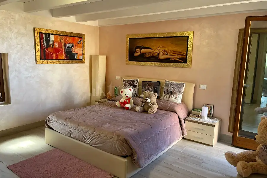 Villa Plurifamiliare in vendita di 120 mq a €359.000 (rif. 14/2026)