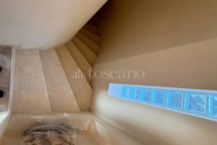 Villa in vendita di 215 mq a €650.000 (rif. 76/2024)