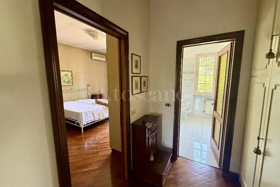 Villa in vendita di 500 mq trattativa riservata (rif. 33/2026)