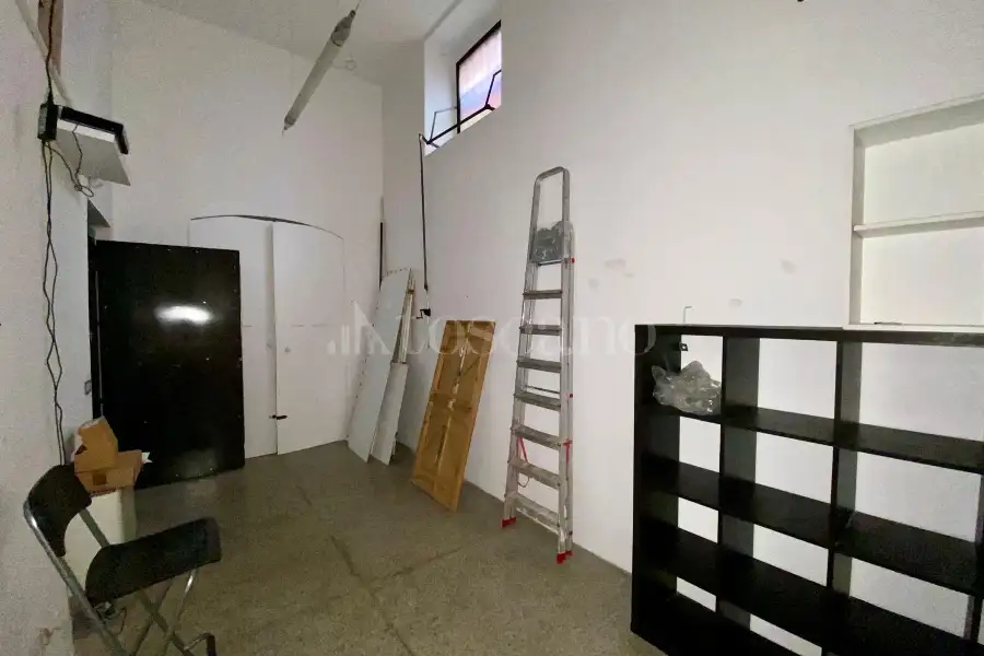 Negozio in affitto di 67 mq a €800 (rif. 42/2026)