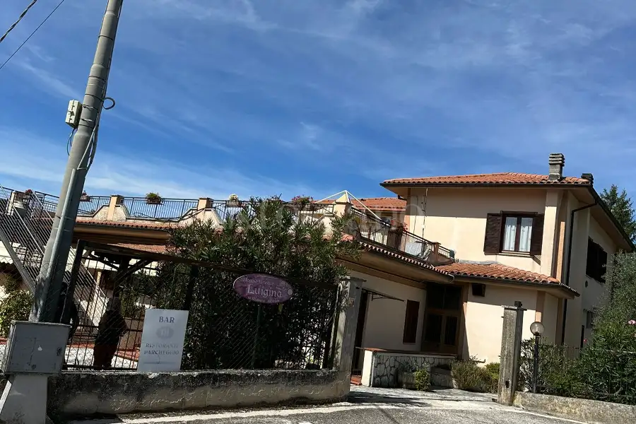 Negozio in vendita di 600 mq a €750.000 (rif. 17/2025)
