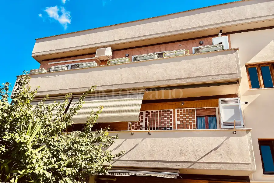 Attico in vendita di 90 mq a €409.000 (rif. 39/2026)