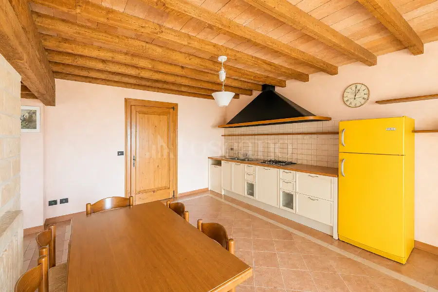 Villa in vendita di 750 mq a €6.400.000 (rif. 30/2024)