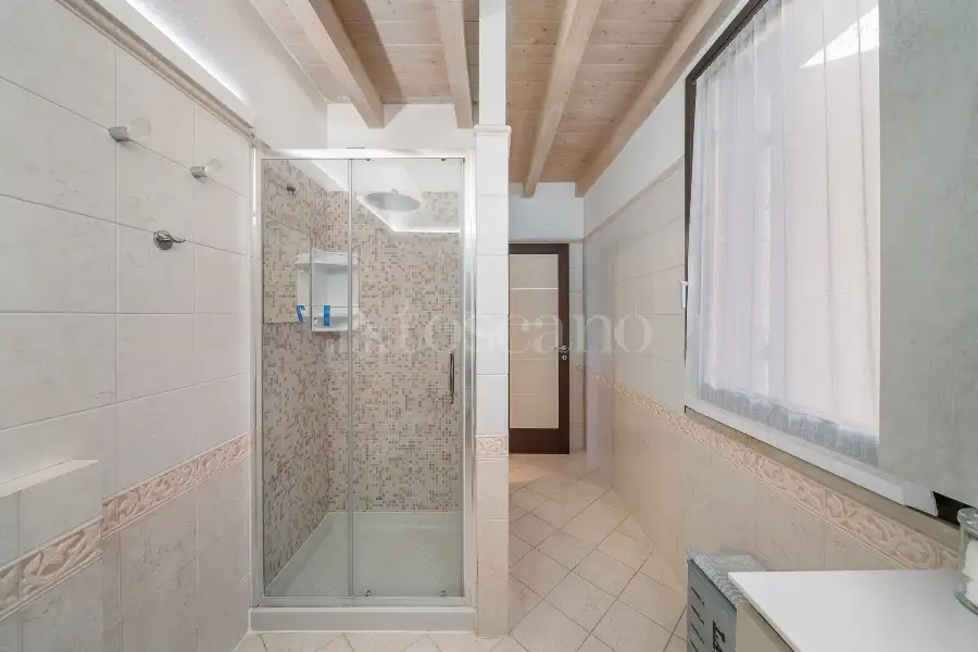 Attico in vendita di 250 mq a €680.000 (rif. 56/2026)