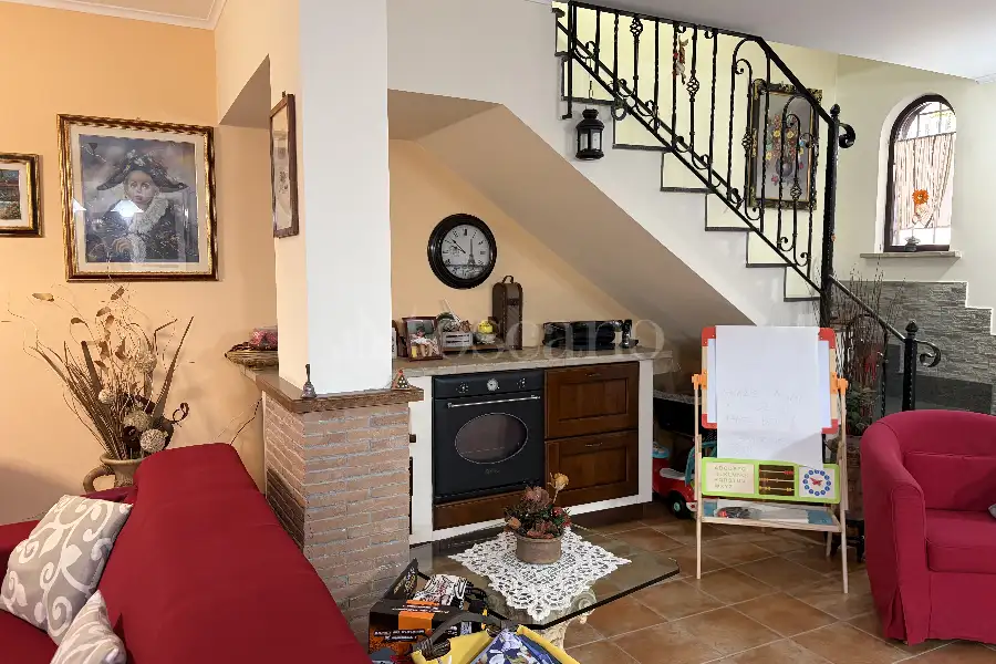 Villa in vendita di 180 mq a €380.000 (rif. 33/2026)