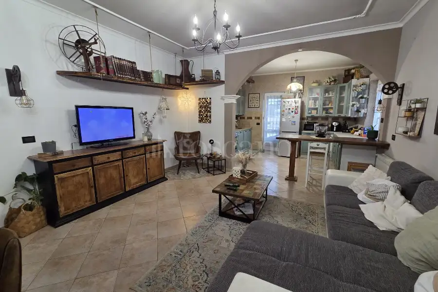 Casa in vendita di 90 mq a €235.000 (rif. 10/2026)