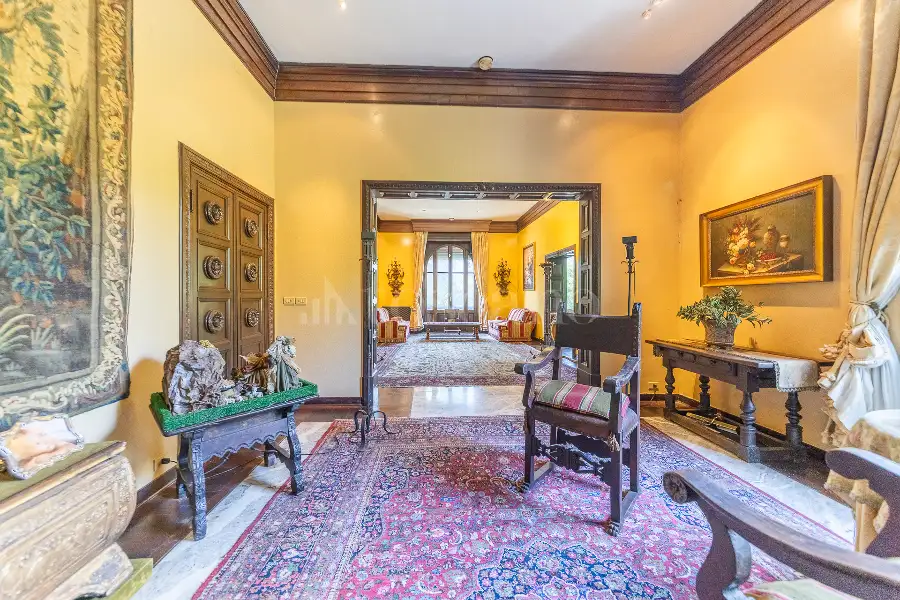 Villa in vendita di 750 mq a €1.950.000 (rif. 53/2026)