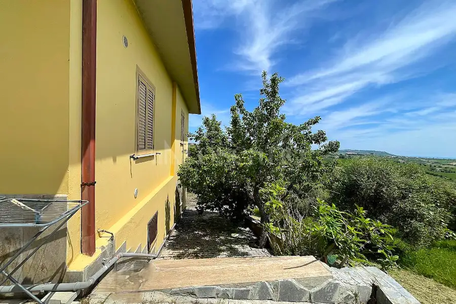 Casa Indipendente in vendita di 129 mq a €240.000 (rif. 19/2025)