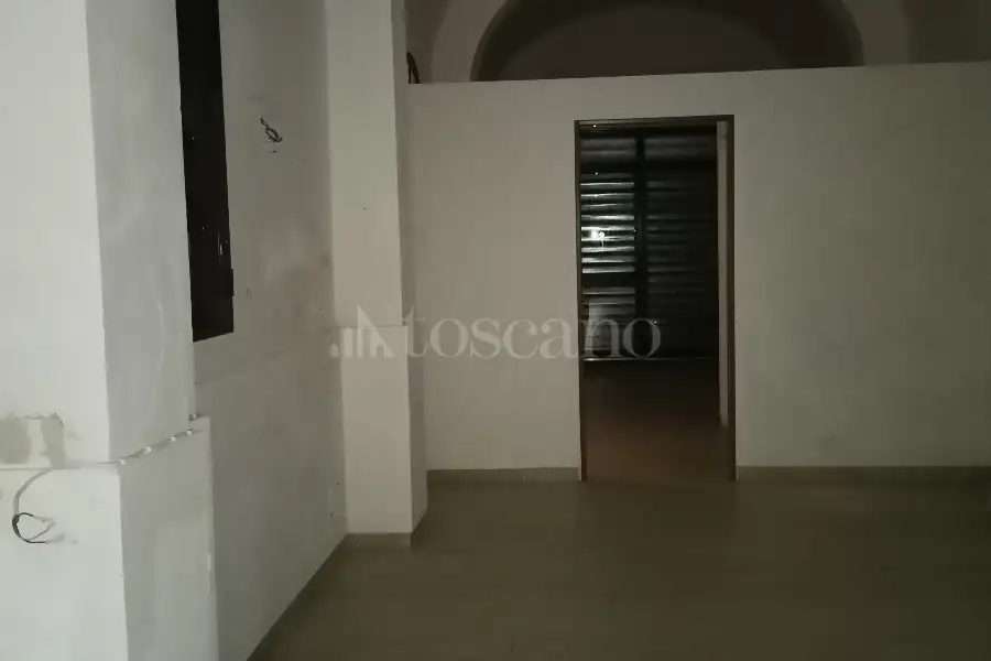 Laboratorio in affitto di 90 mq a €410 (rif. 4/2026)