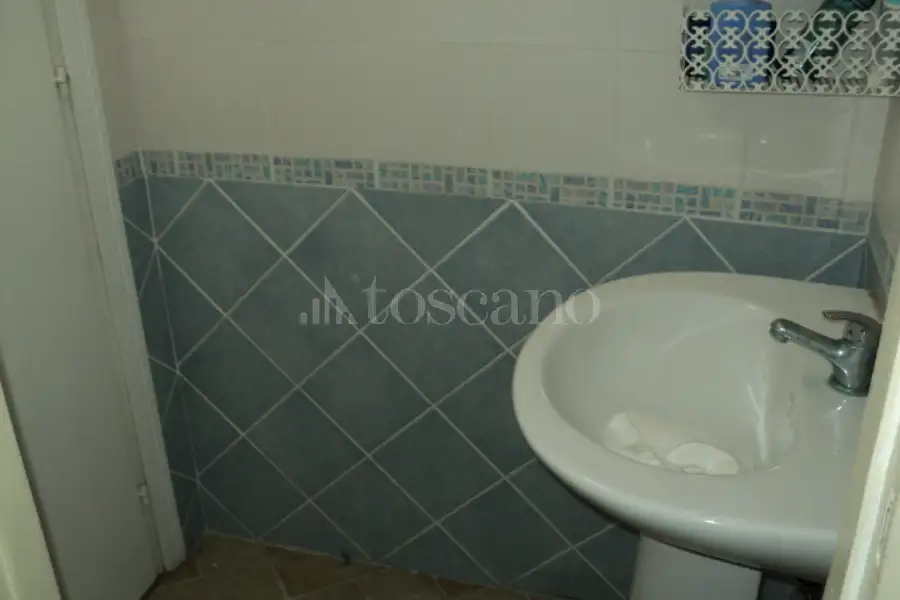 Negozio in vendita di 50 mq a €120.000 (rif. 1/2026)