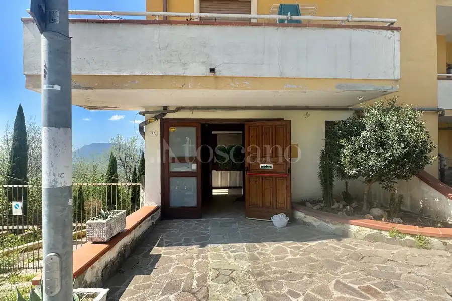 Negozio in vendita di 300 mq a €55.000 (rif. 34/2026)