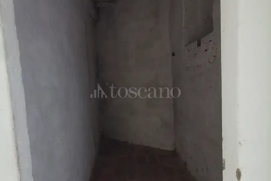 Casa in vendita di 250 mq a €274.000 (rif. 32/2023)