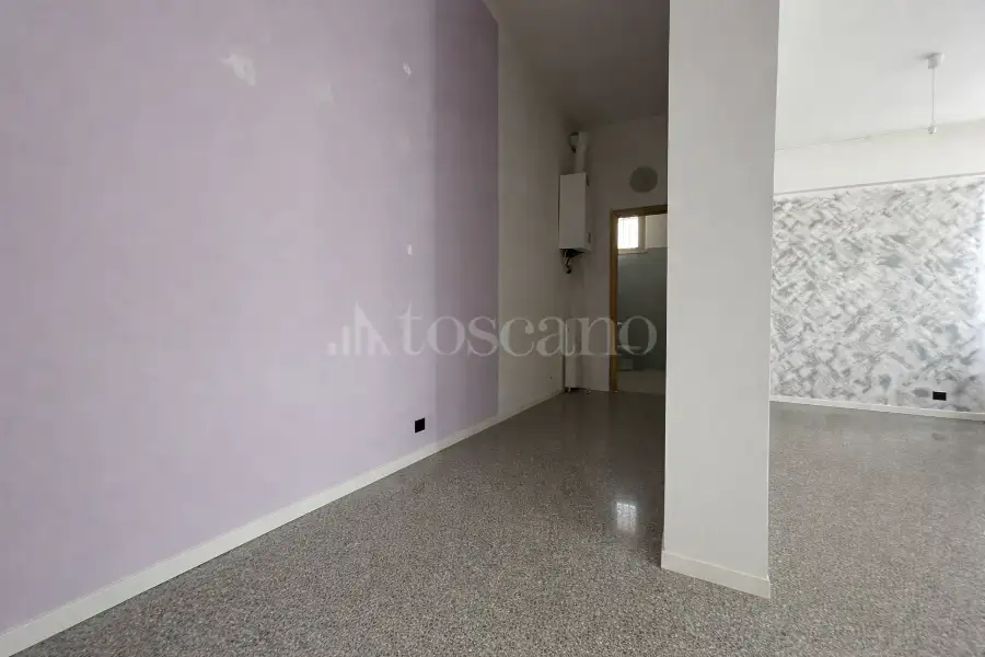 Negozio in vendita di 77 mq a €79.000 (rif. 9/2026)