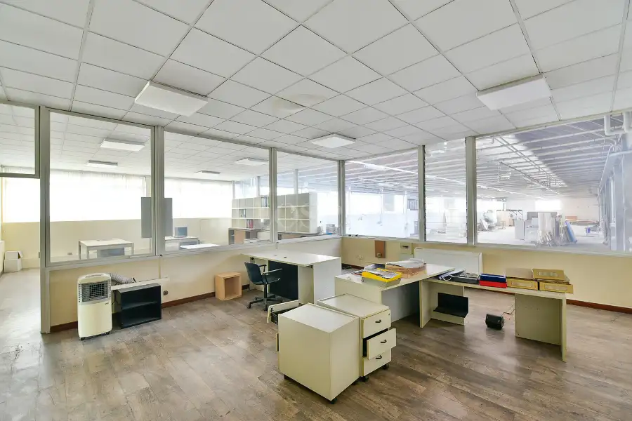Magazzino in vendita di 3.000 mq a €1.700.000 (rif. 34/2026)