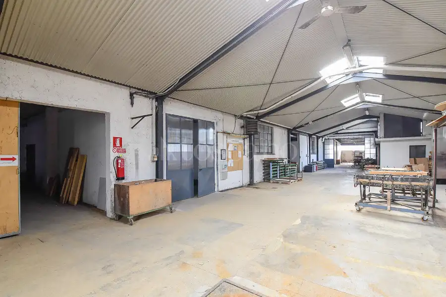 Magazzino in vendita di 3.000 mq a €1.700.000 (rif. 34/2026)