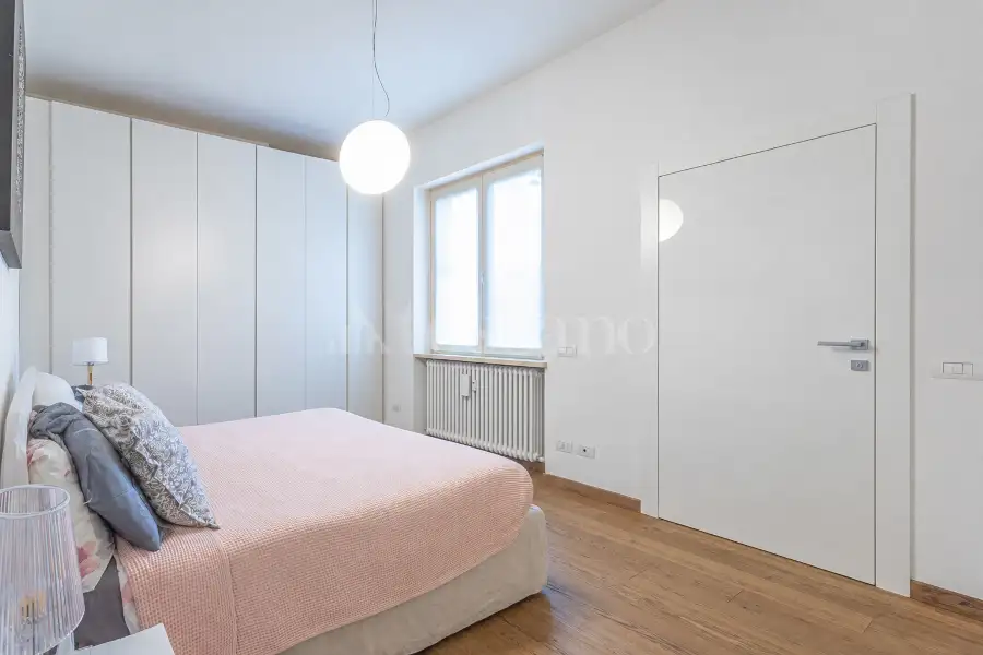 Casa in vendita di 240 mq a €3.290.000 (rif. 106/2026)