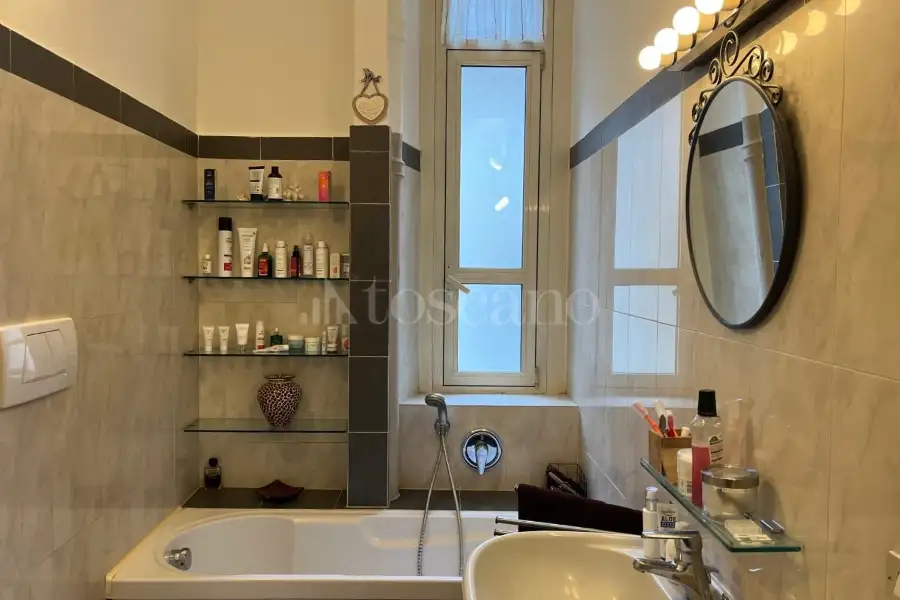 Casa in vendita di 112 mq a €698.000 (rif. 5/2026)