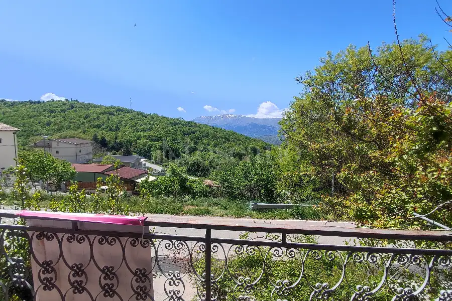 Villino a Schiera in vendita di 300 mq a €90.000 (rif. 22/2026)