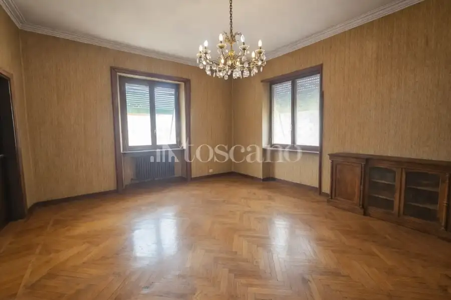 Attico in vendita di 181 mq a €990.000 (rif. 23/2026)