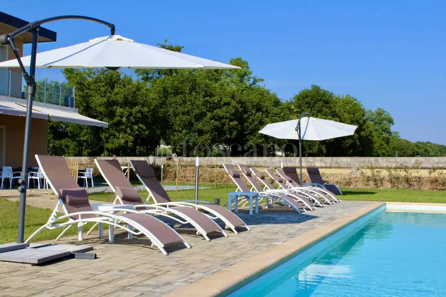 Villa in vendita di 750 mq a €1.500.000 (rif. 36/2024)