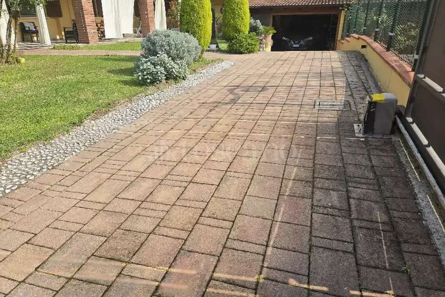 Villa in vendita di 200 mq a €395.000 (rif. 49/2025)