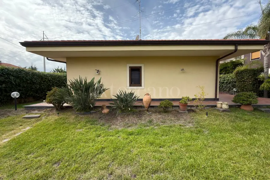 Villa in vendita di 200 mq a €775.000 (rif. 162/2025)