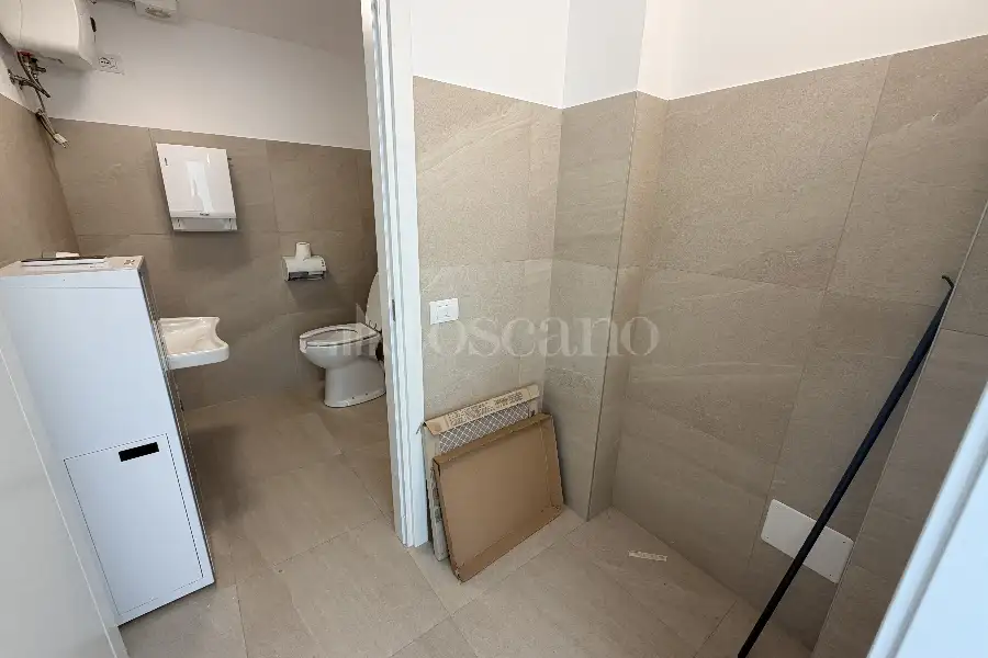 Negozio in affitto di 40 mq a €1.650 (rif. 44/2026)