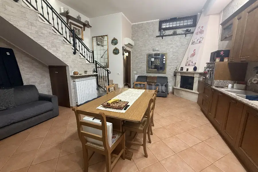Villino a Schiera in vendita di 120 mq a €379.000 (rif. 7/2026)