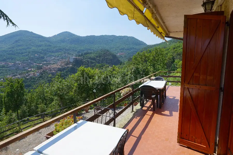 Villa in vendita di 315 mq a €290.000 (rif. 7/2025)
