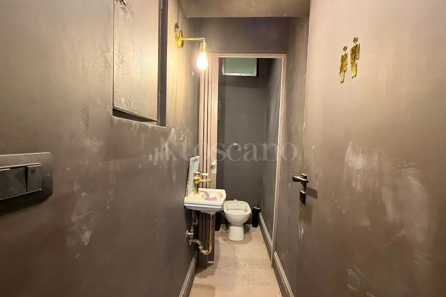 Negozio in vendita di 60 mq a €660.000 (rif. 34/2026)