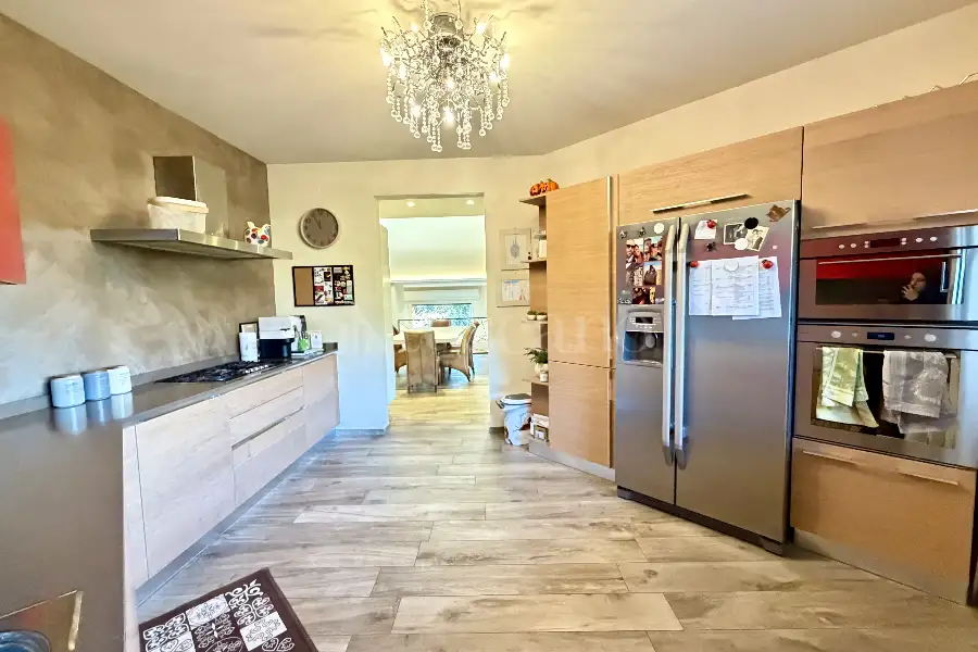Villino a Schiera in vendita di 240 mq a €560.000 (rif. 8/2026)