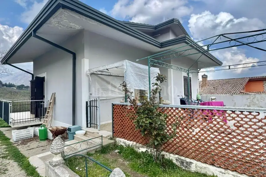 Casa Indipendente in vendita di 90 mq a €200.000 (rif. 34/2026)