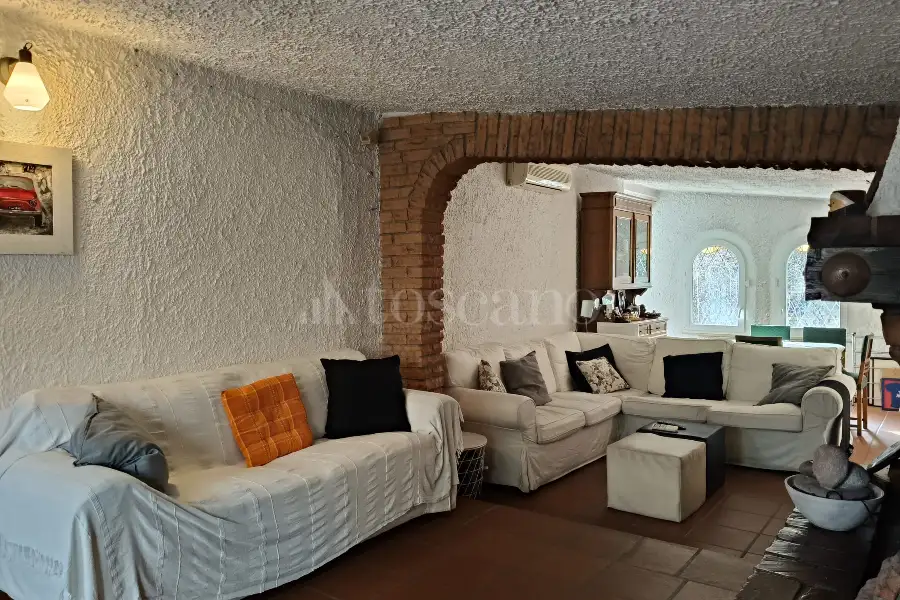 Casa in vendita di 140 mq a €375.000 (rif. 6/2026)