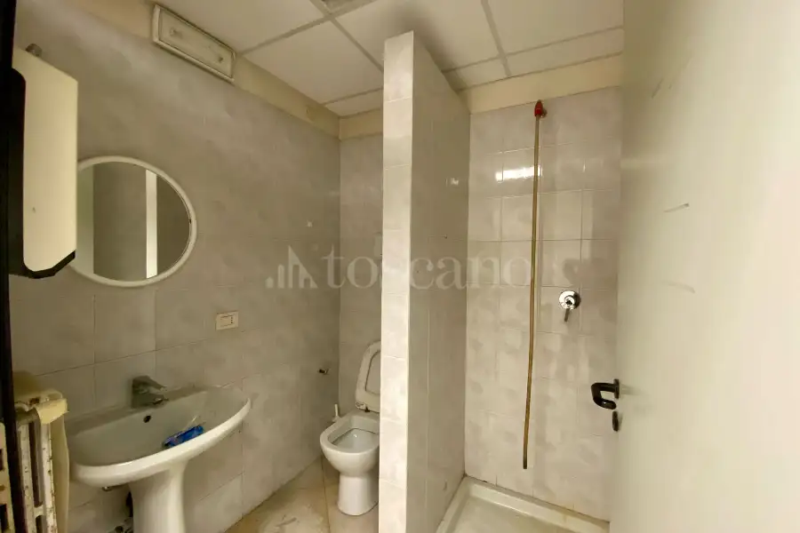 Magazzino in vendita di 450 mq a €125.000 (rif. 7/2025)