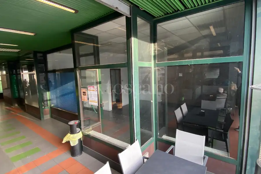 Negozio in affitto di 40 mq a €850 (rif. 39/2026)