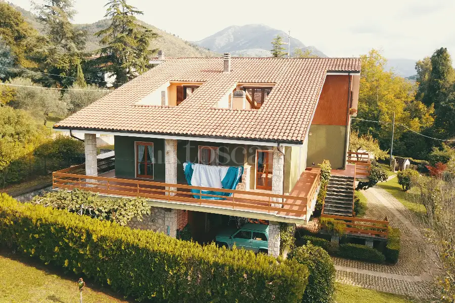 Casa in vendita di 200 mq a €139.000 (rif. 30/2024)