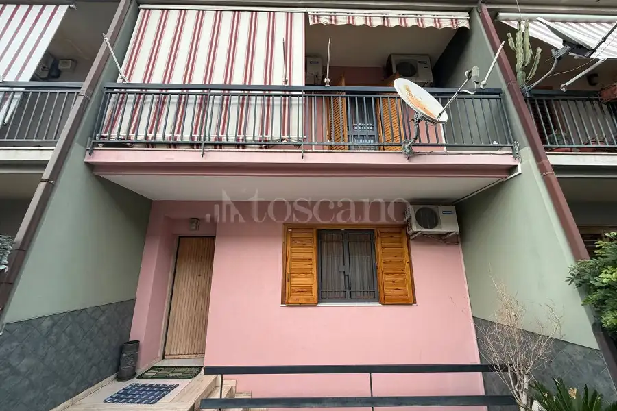 Villino a Schiera in vendita di 190 mq a €218.000 (rif. 19/2026)