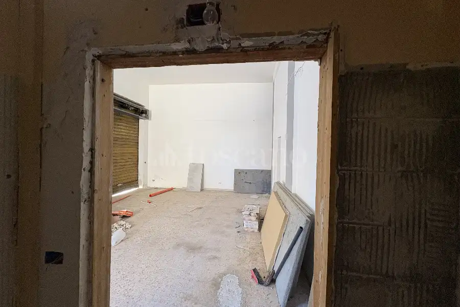 Negozio in vendita di 67 mq a €70.000 (rif. 17/2026)