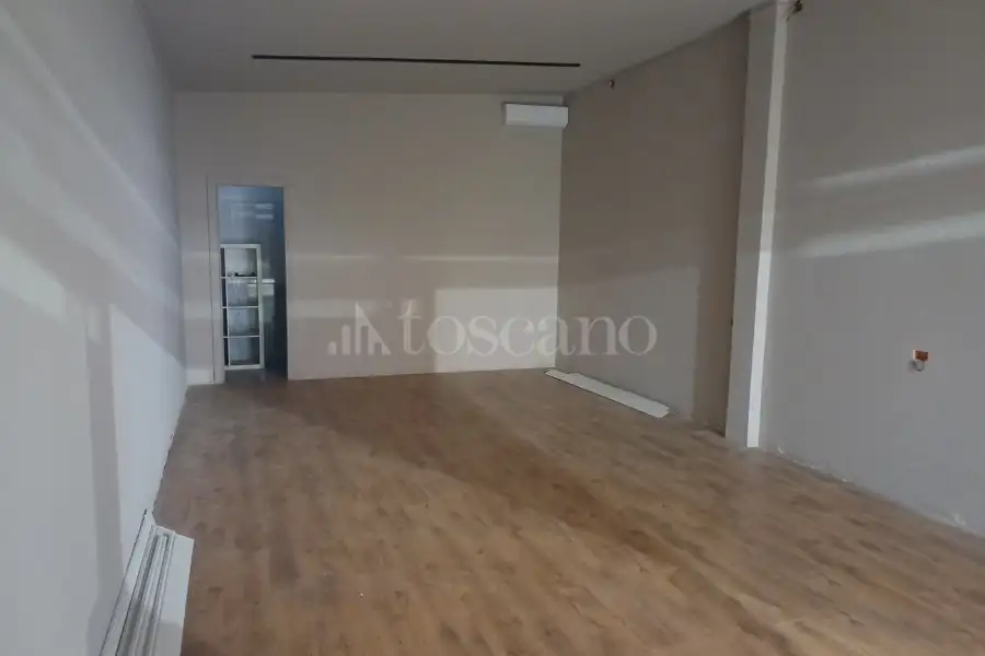 Negozio in vendita di 42 mq a €95.000 (rif. 36/2025)