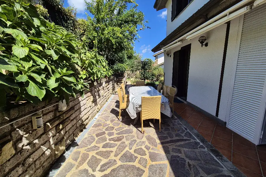 Villa Bifamiliare in vendita di 200 mq a €349.000 (rif. 28/2025)