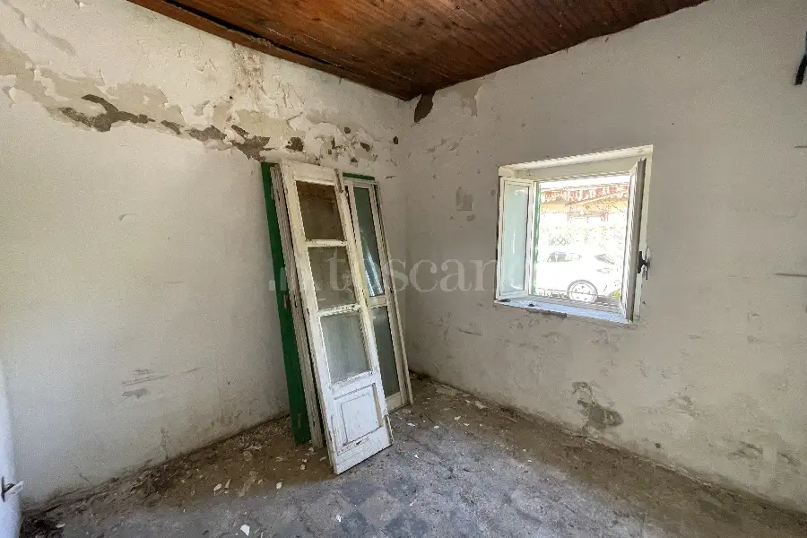 Casa Indipendente in vendita di 122 mq a €75.000 (rif. 15/2026)