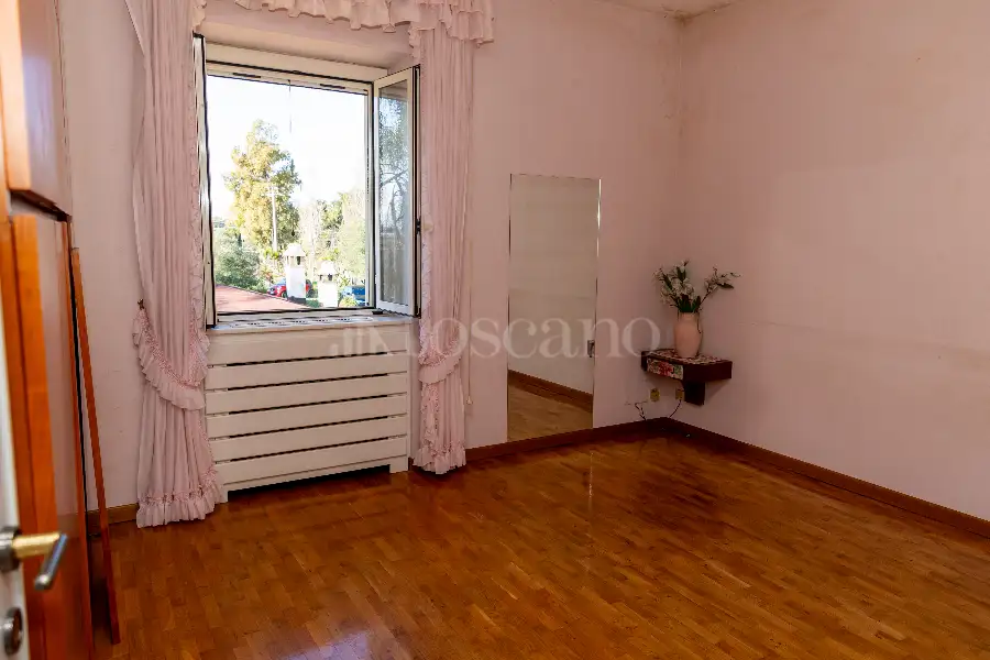 Villa in vendita di 700 mq a €580.000 (rif. 131/2025)