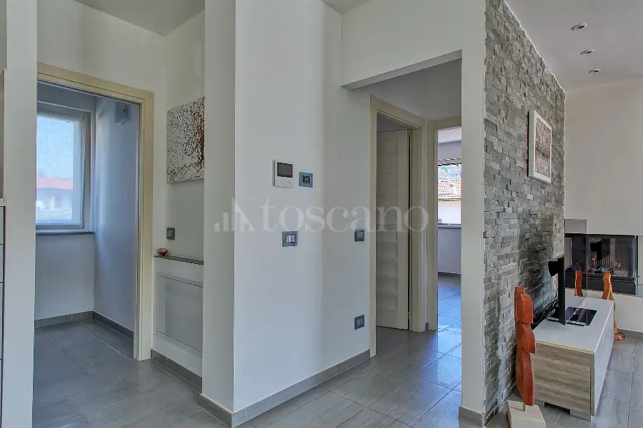 Villa in vendita di 275 mq a €820.000 (rif. 48/2026)